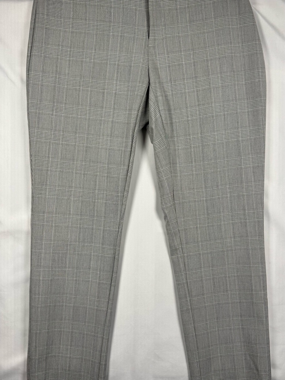 Calvin Klein Gray Plaid Straight Leg Pants